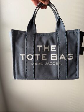 Marc Jacob’s tote bag